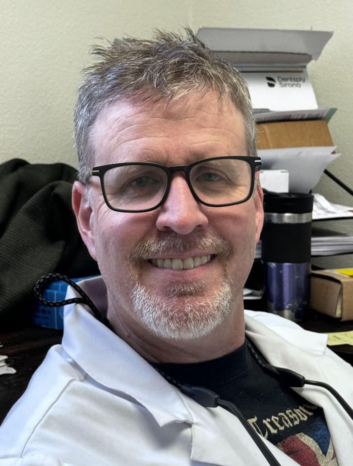 Dr. Jeff Benedictson